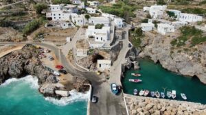 شرایط مهاجرت به جزیره انتیکیترا یونان