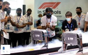 آیا استفاده از سایت کاریابی دبی تنها راهحل است؟